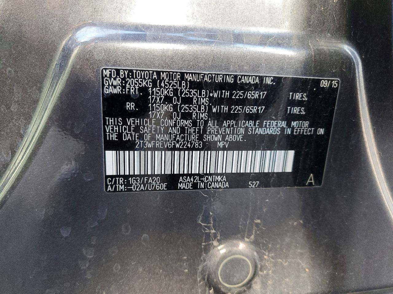 2015 TOYOTA RAV4 XLE photo 25