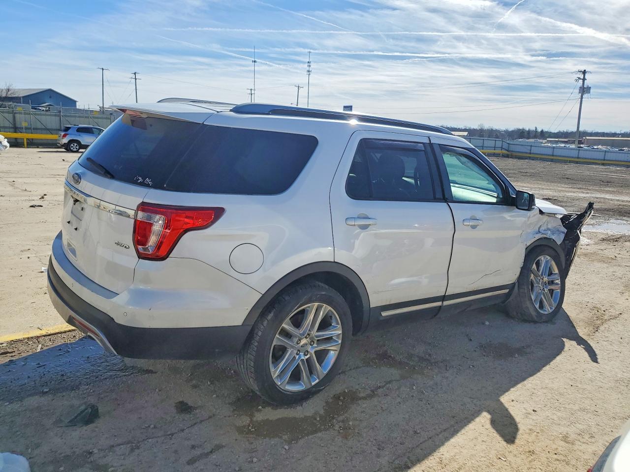 2017 FORD EXPLORER XLT photo 7
