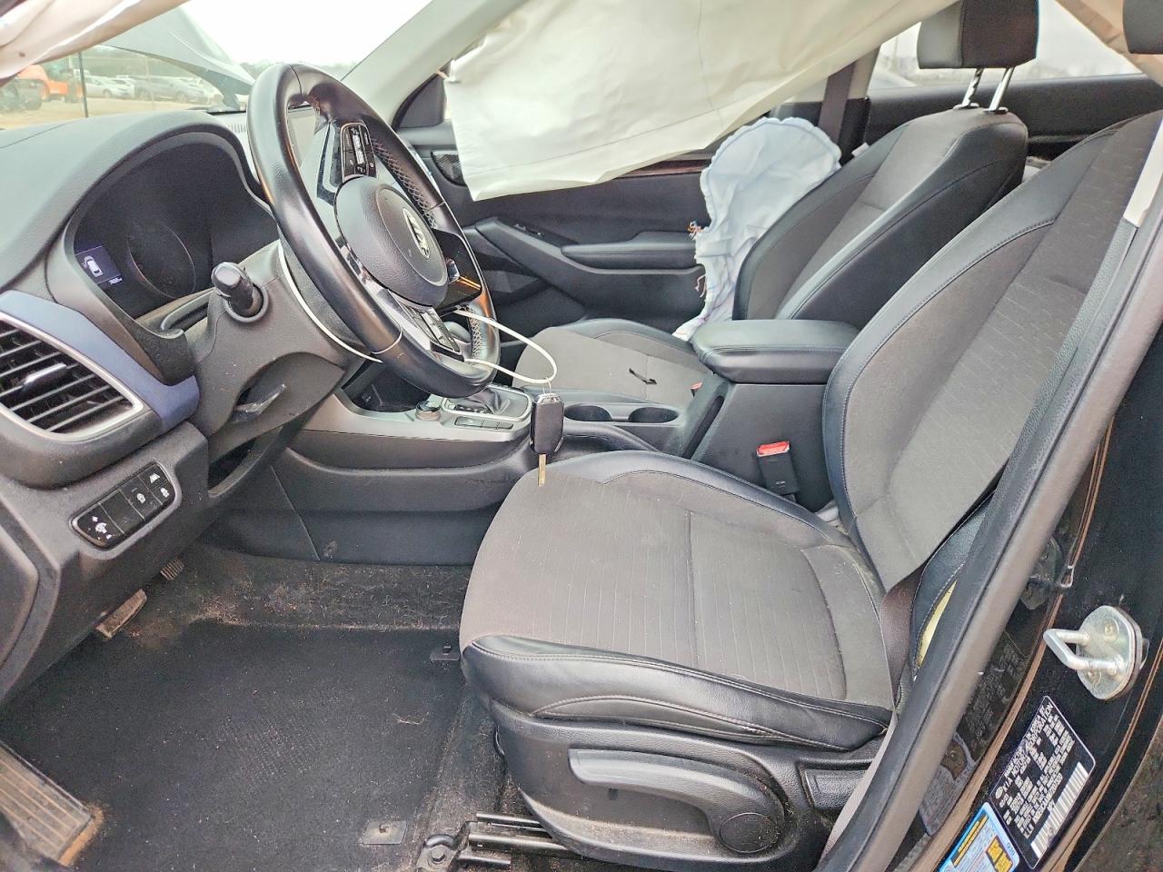 2021 KIA SELTOS S photo 13