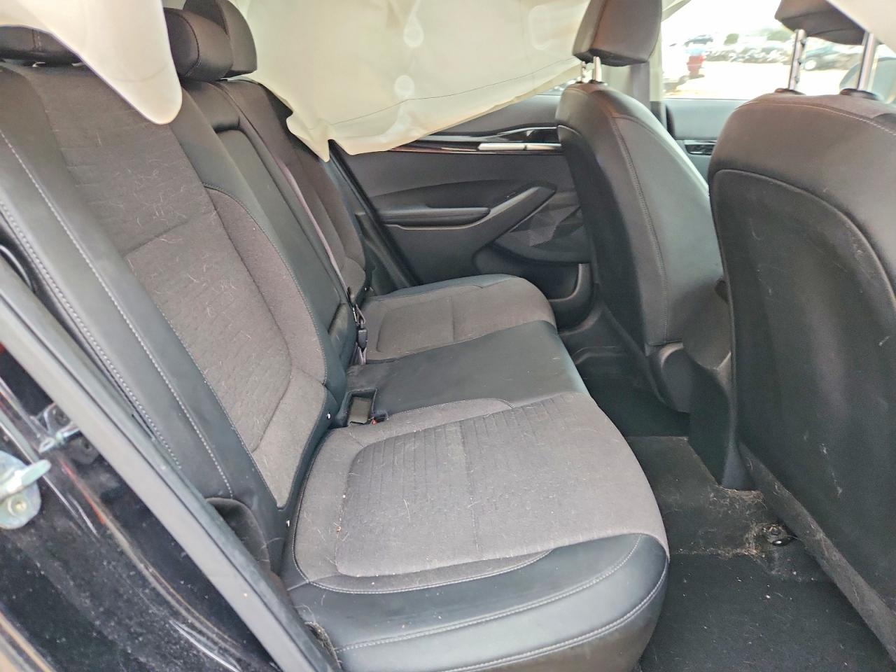 2021 KIA SELTOS S photo 21