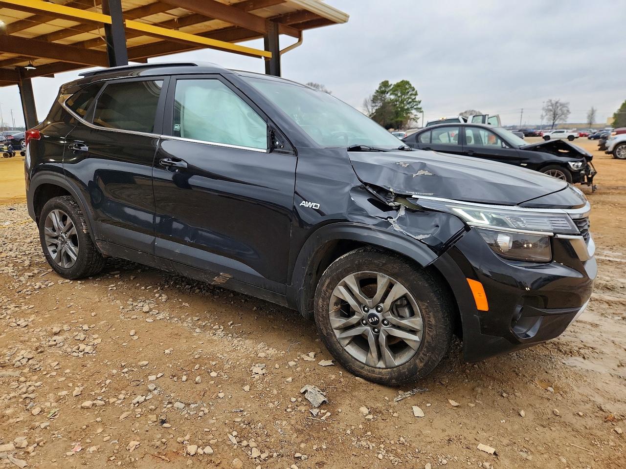 2021 KIA SELTOS S photo 7