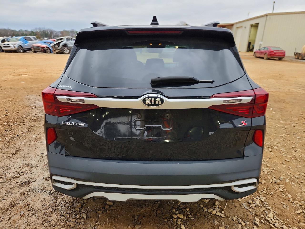 2021 KIA SELTOS S photo 11