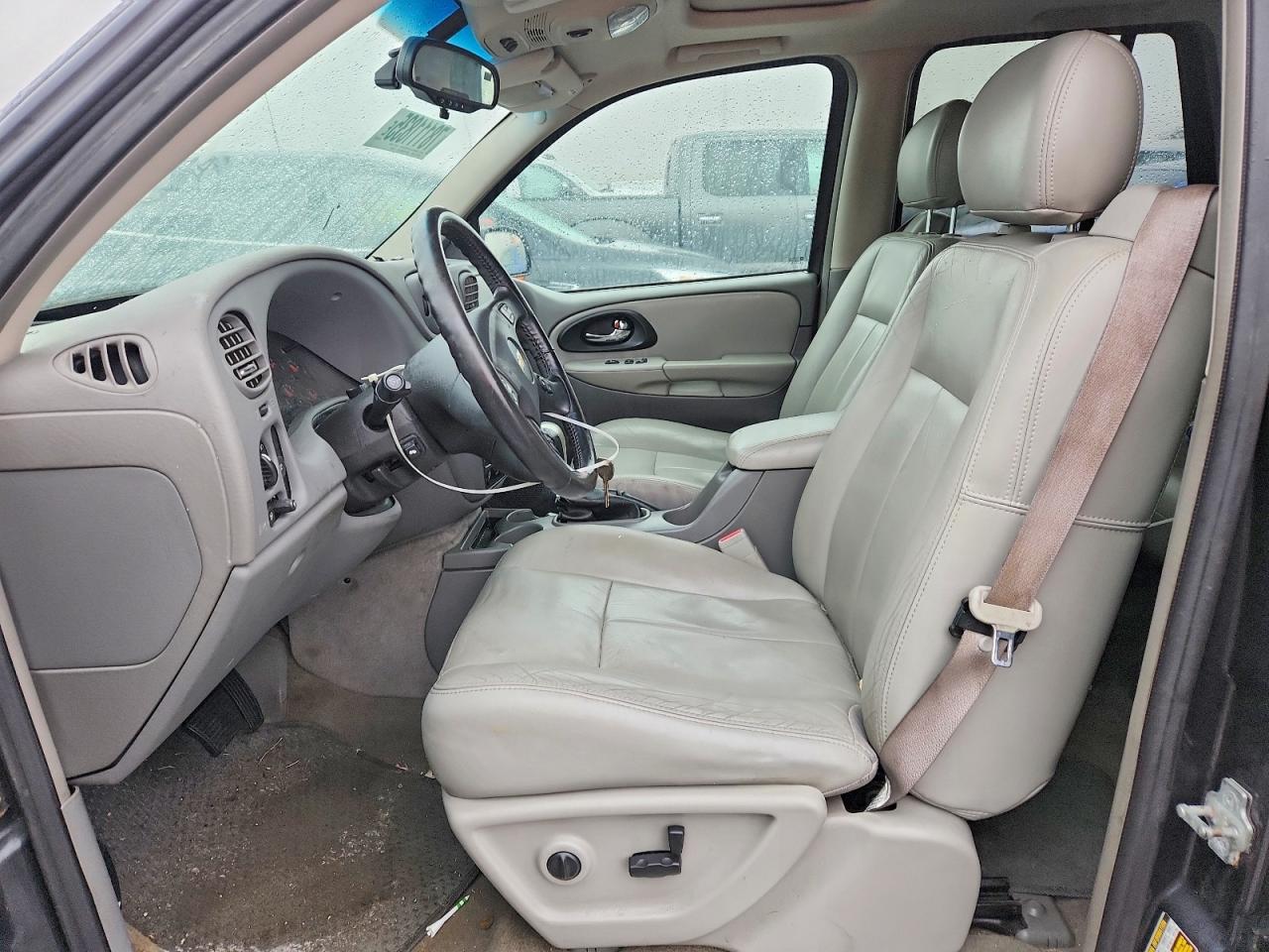2005 CHEVROLET TRAILBLAZER LS photo 13
