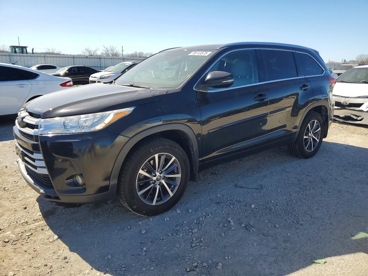2017 TOYOTA HIGHLANDER