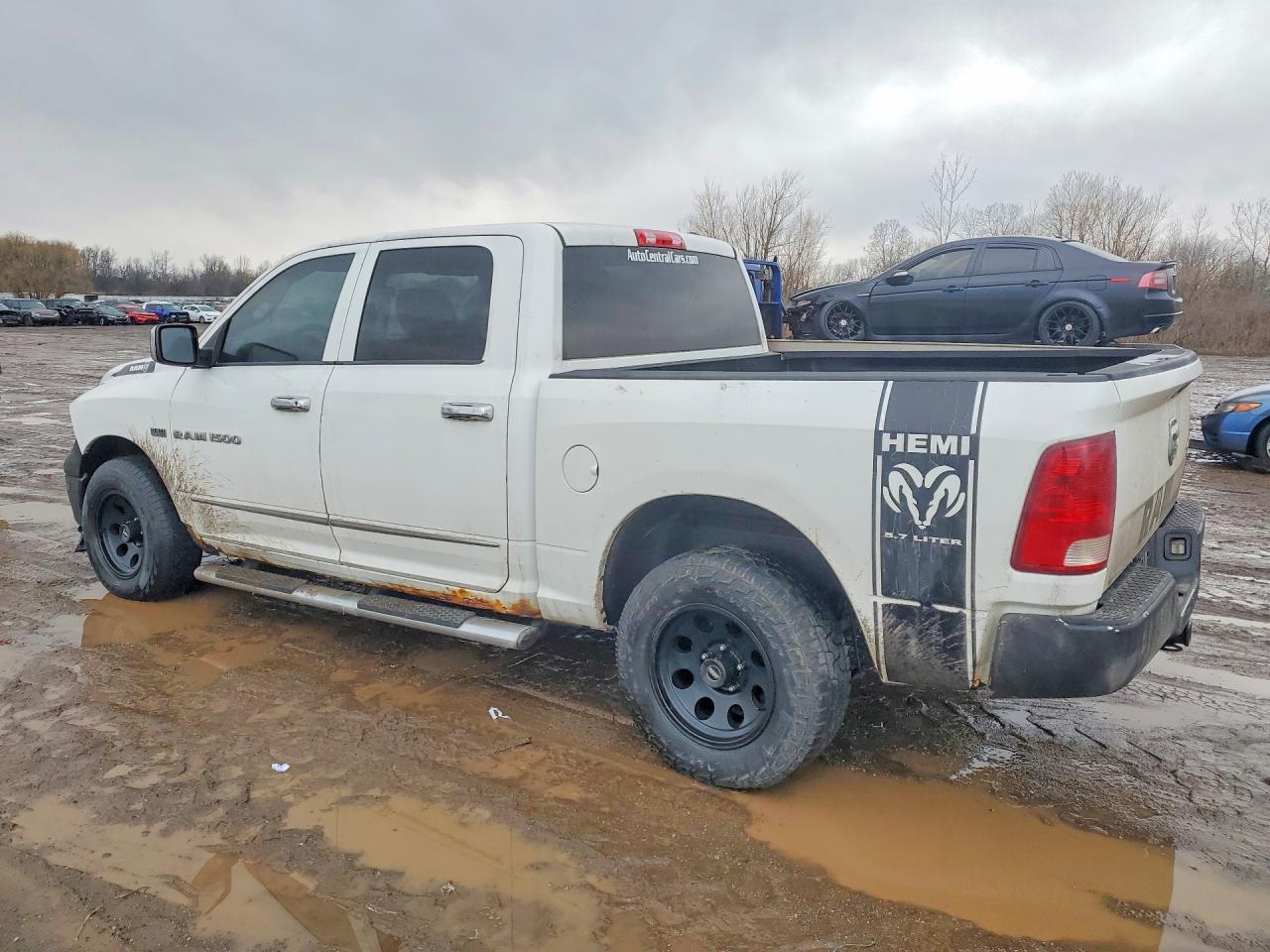 2011 DODGE RAM 1500 photo 2