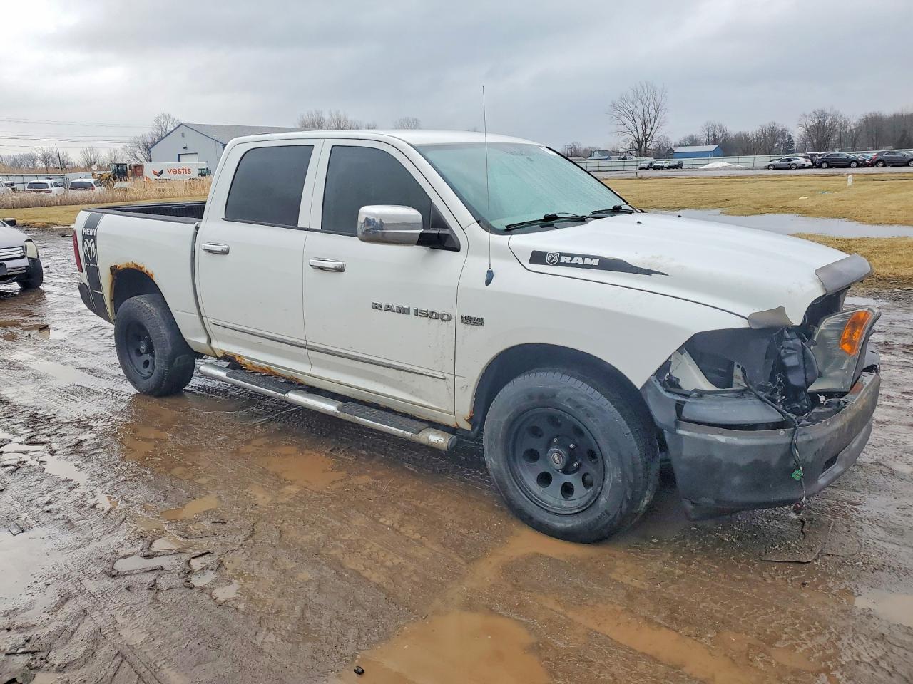 2011 DODGE RAM 1500 photo 4