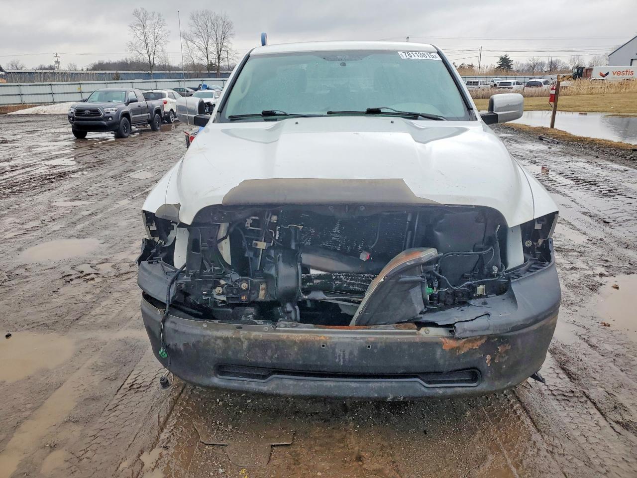 2011 DODGE RAM 1500 photo 5