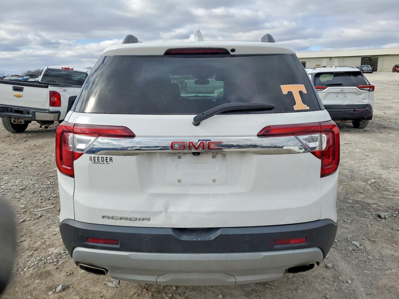 2023 GMC ACADIA SLT photo 11