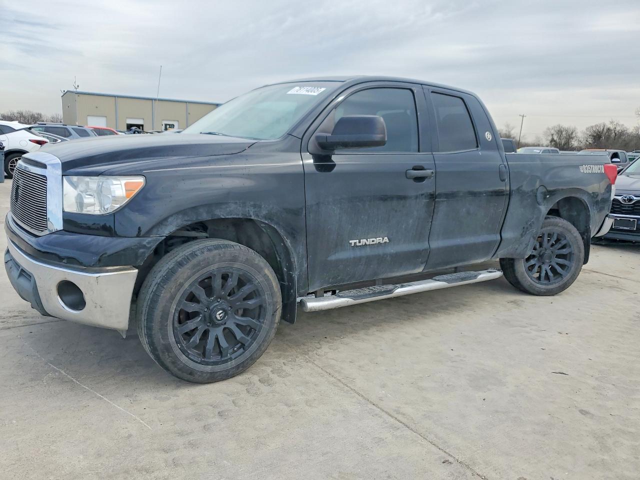 2013 TOYOTA TUNDRA