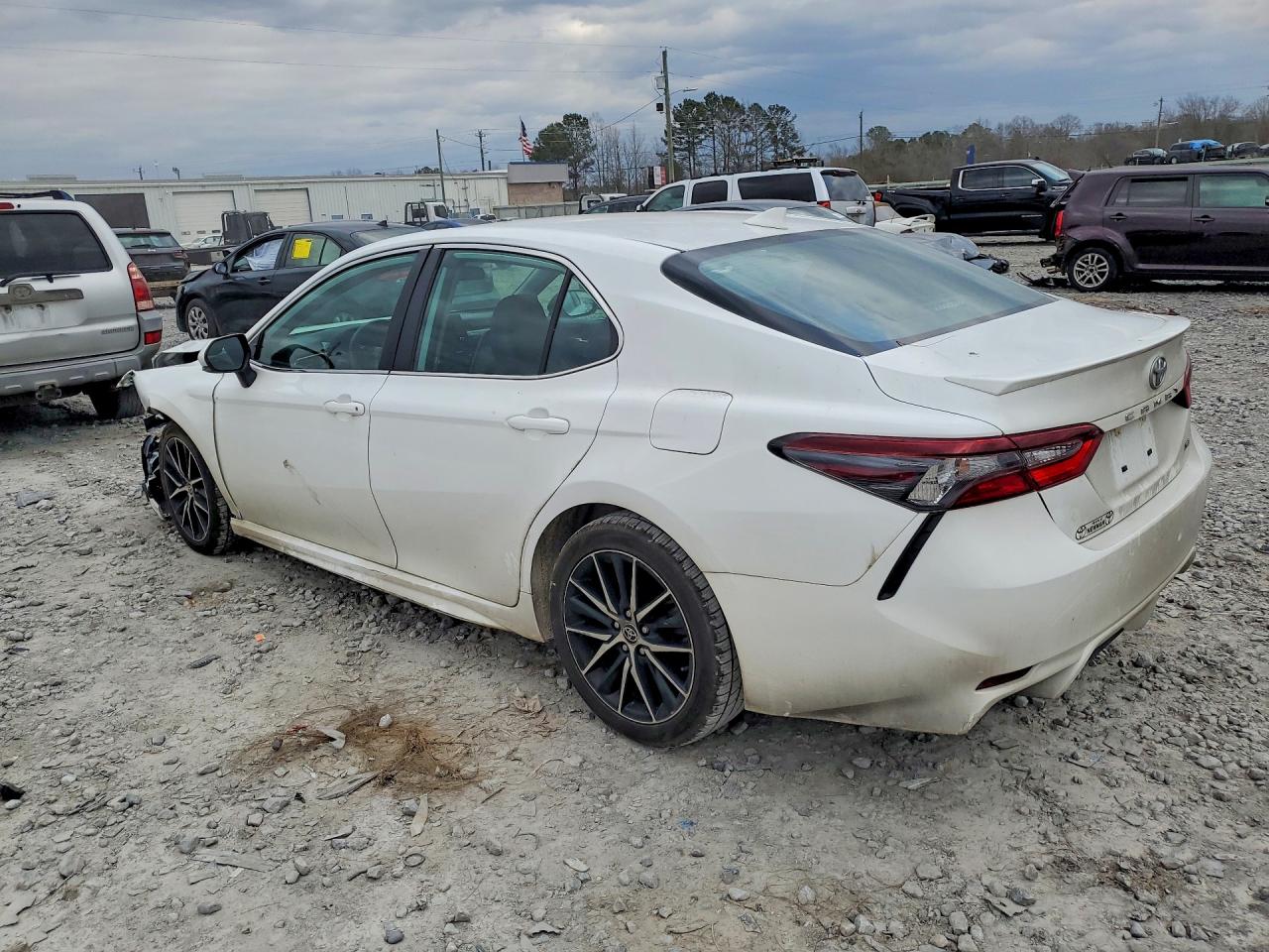 2024 TOYOTA CAMRY SE NIGHT SHADE photo 2