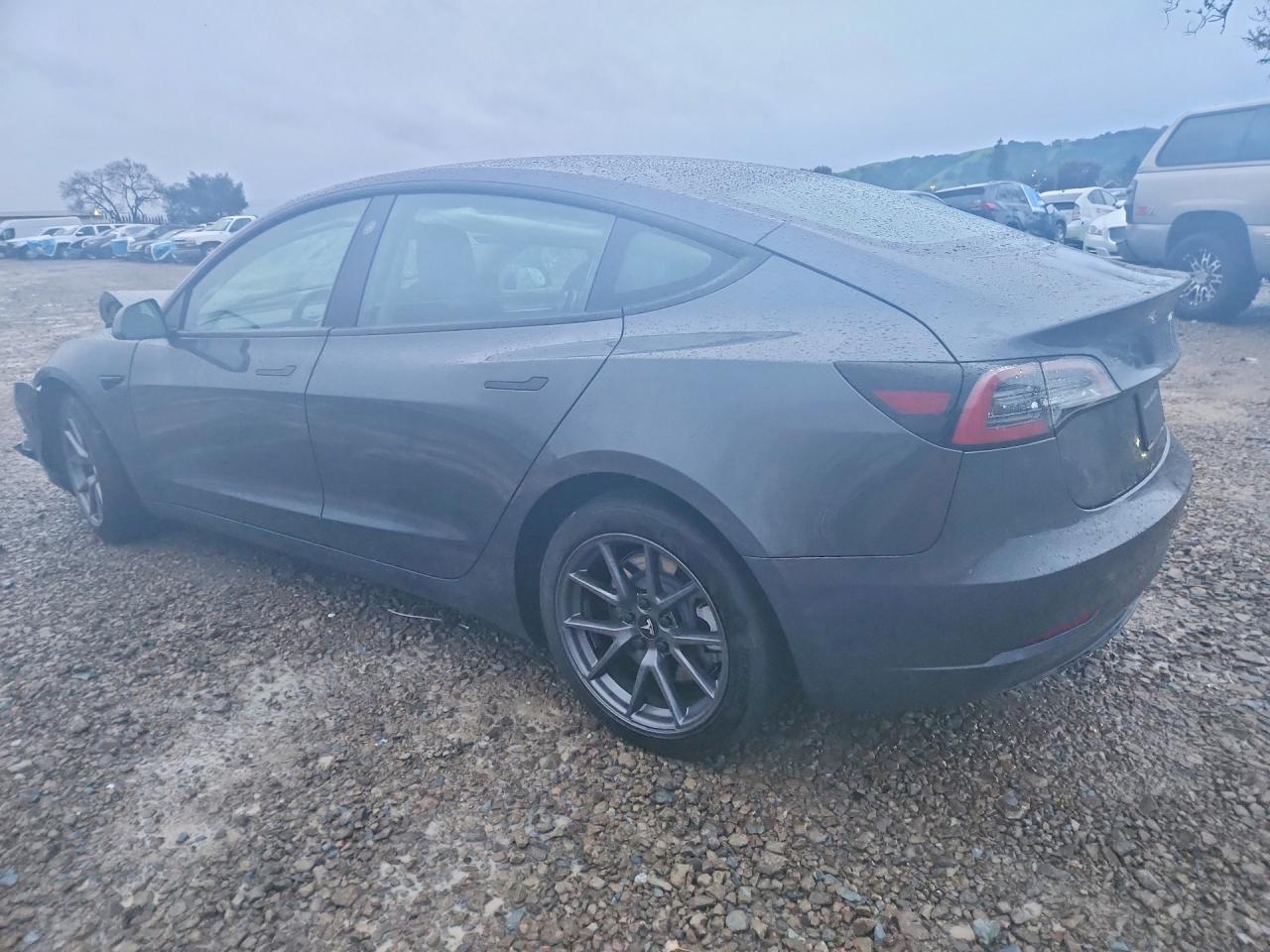 2023 TESLA MODEL 3 photo 2