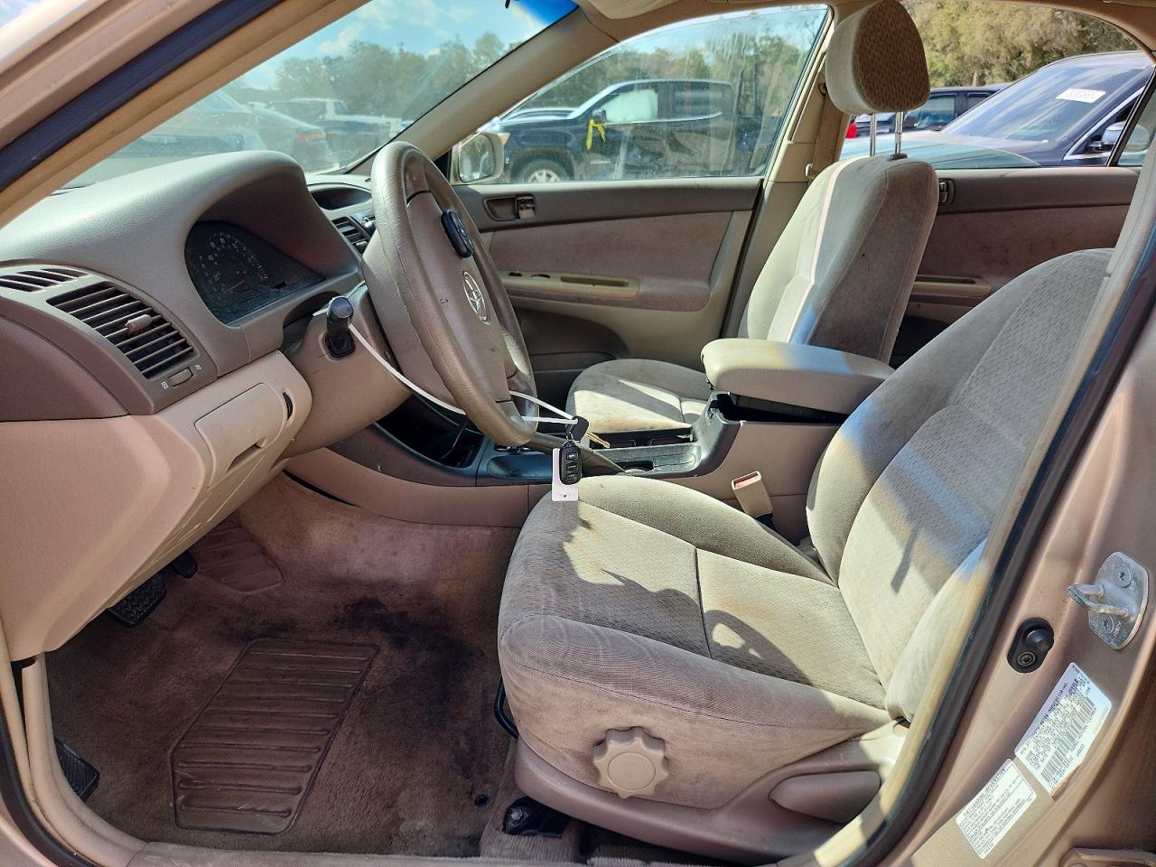 2003 TOYOTA CAMRY LE photo 7