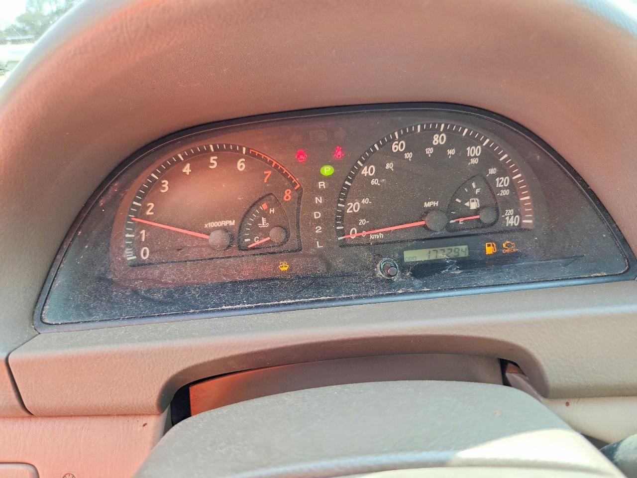 2003 TOYOTA CAMRY LE photo 9