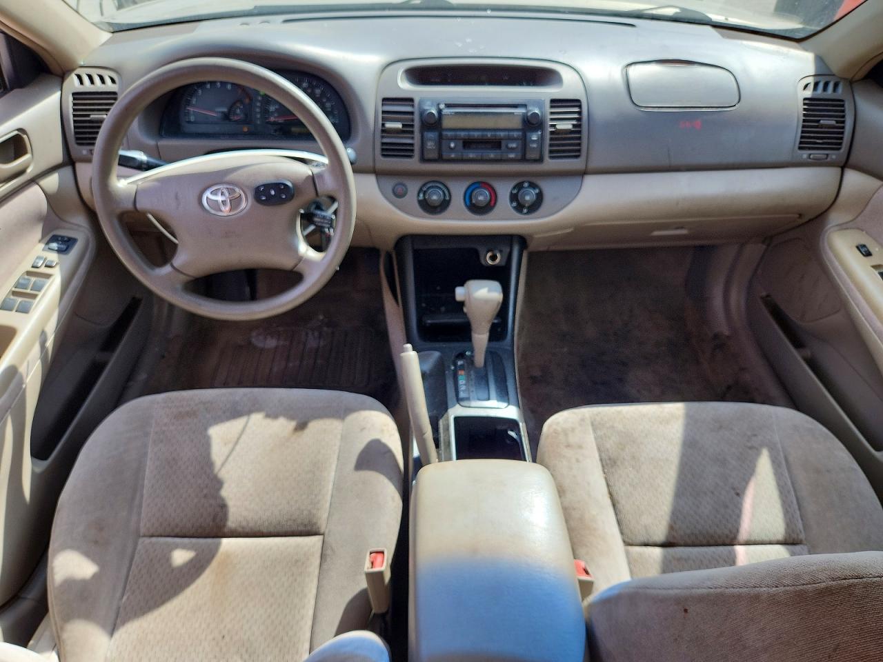 2003 TOYOTA CAMRY LE photo 8