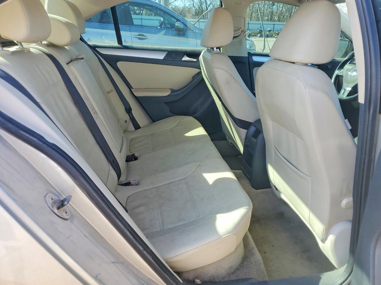 2014 VOLKSWAGEN JETTA SE photo 19
