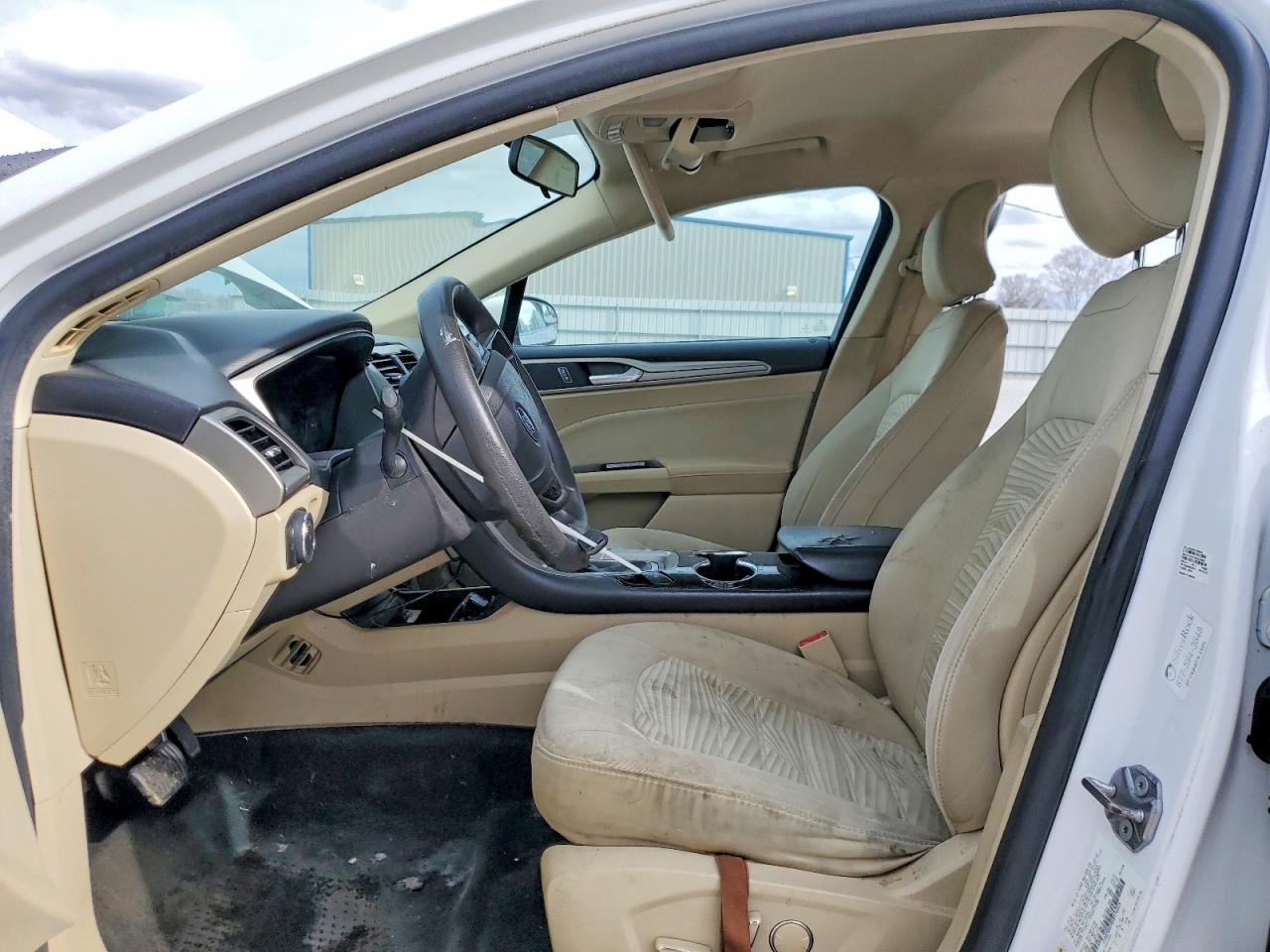2016 FORD FUSION SE photo 7