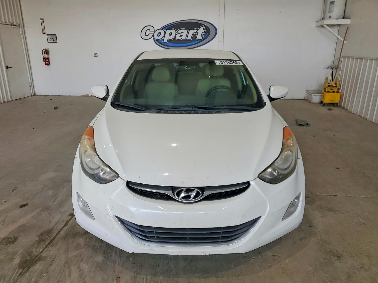 2013 HYUNDAI ELANTRA GLS photo 13