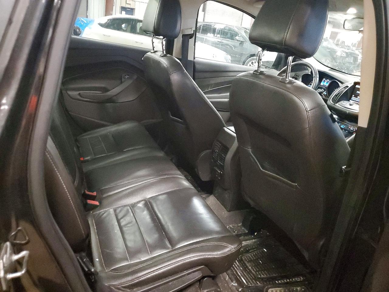 2015 FORD ESCAPE SE photo 11