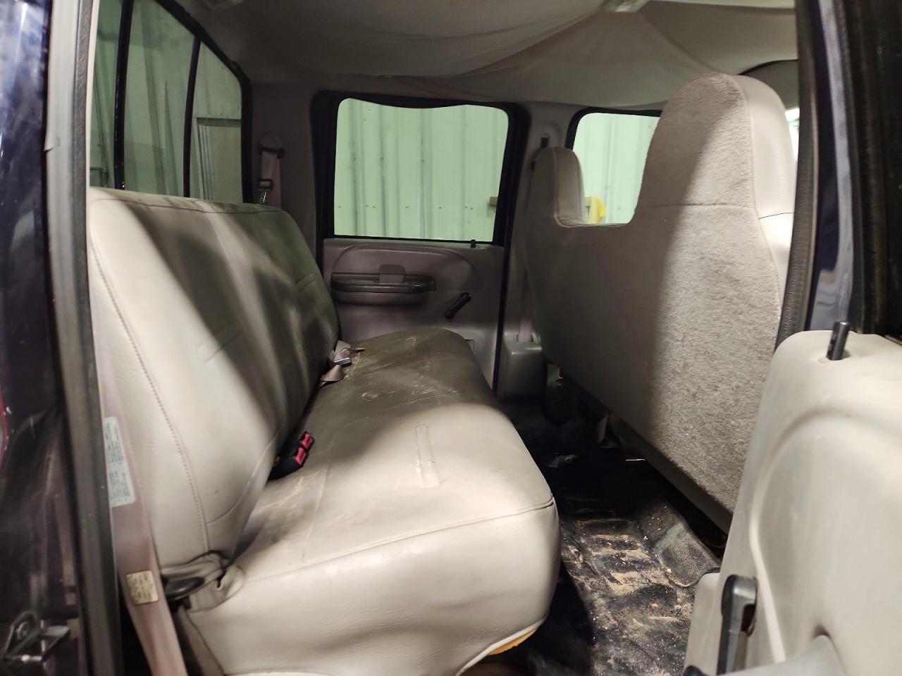 1999 FORD F350 SRW SUPER DUTY photo 28