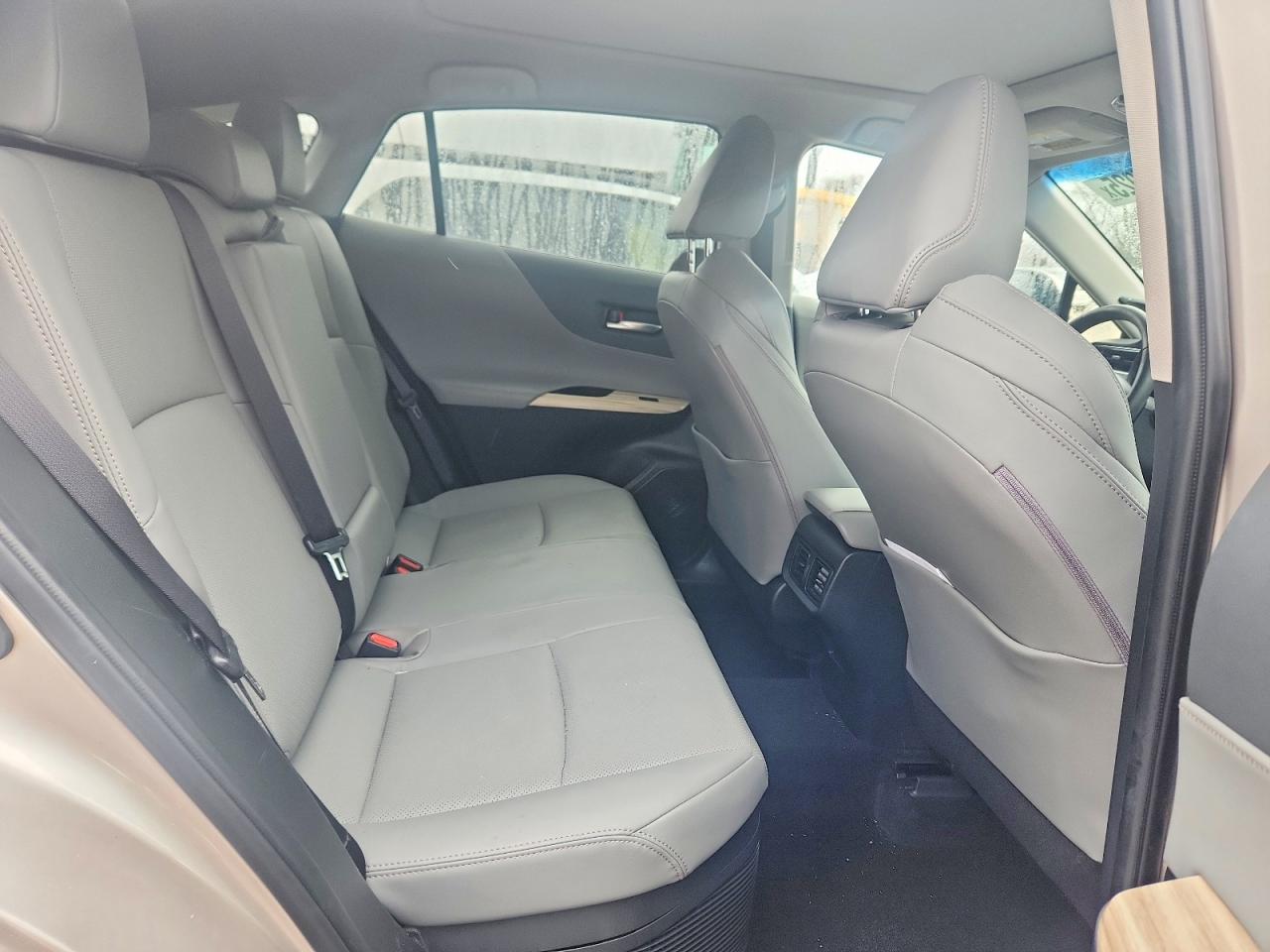 2024 TOYOTA VENZA LIMITED photo 10
