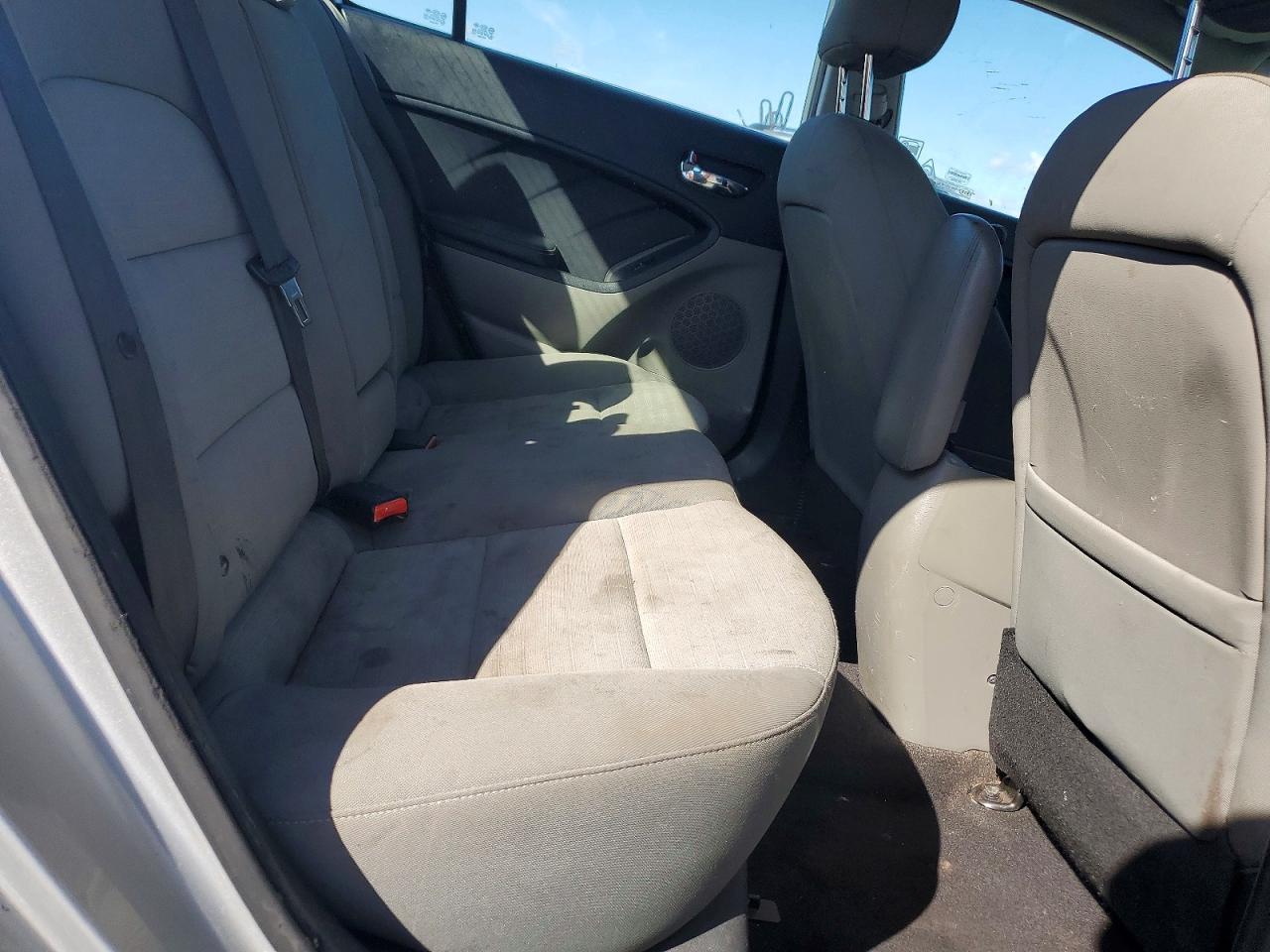 2015 KIA FORTE EX photo 28