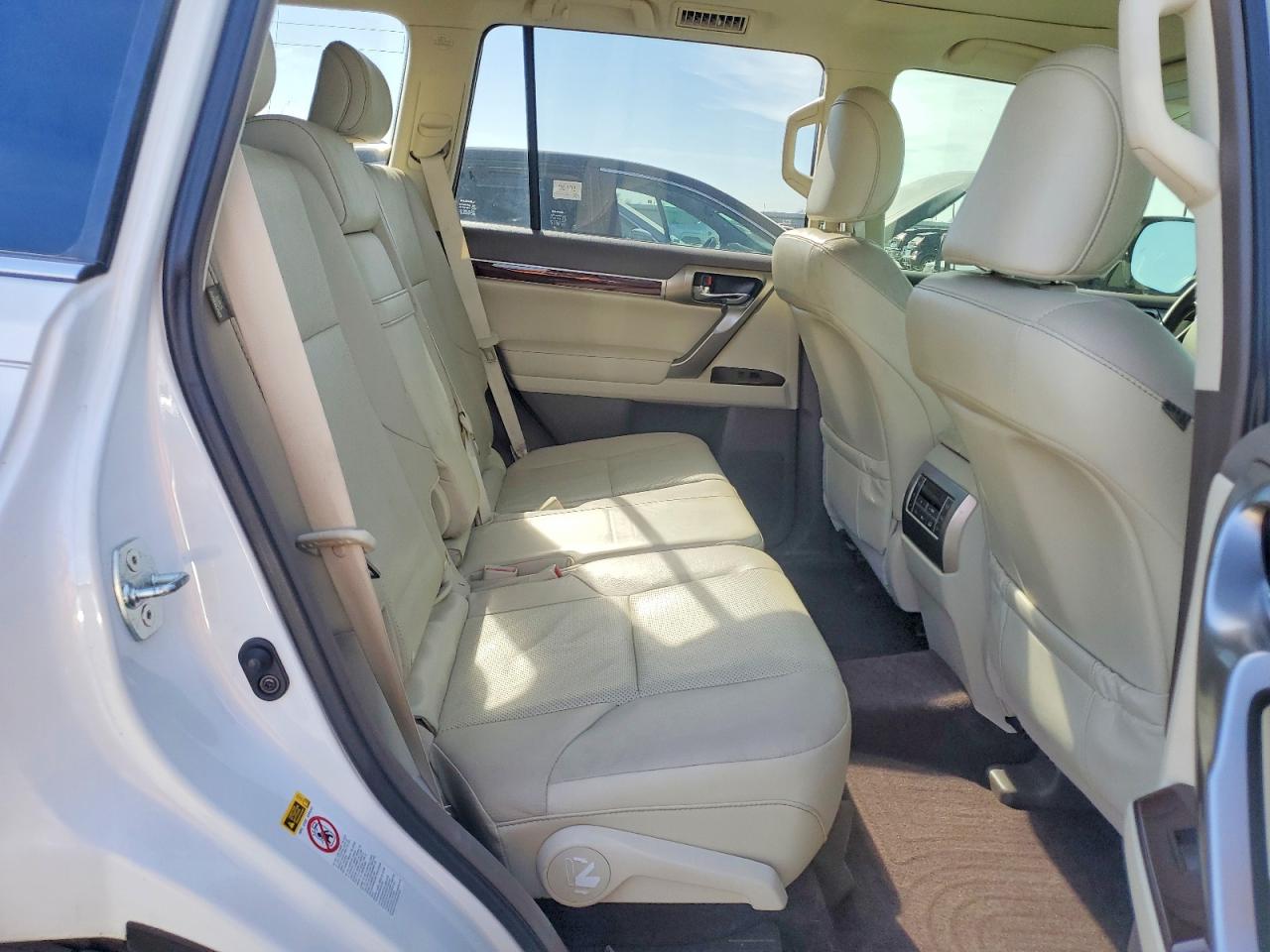 2018 LEXUS GX 460 photo 28
