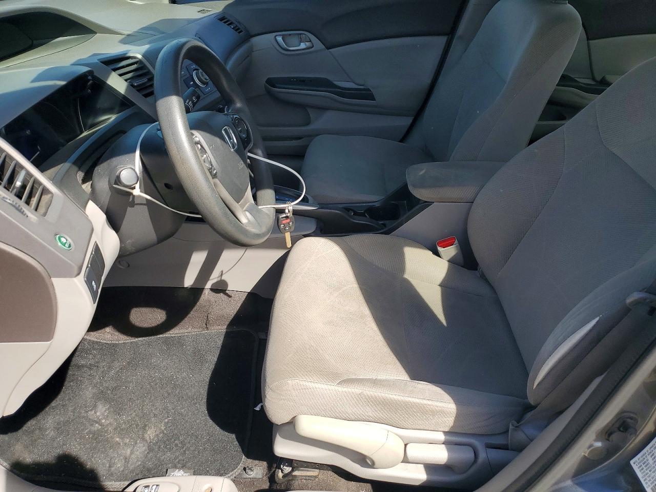 2012 HONDA CIVIC LX photo 13