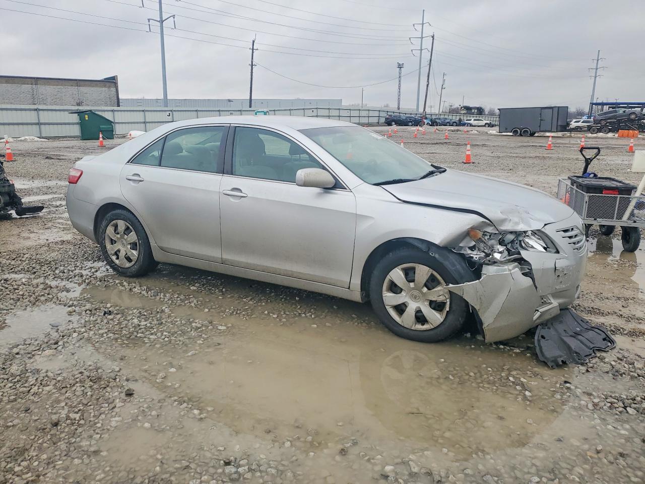 2007 TOYOTA CAMRY LE photo 4