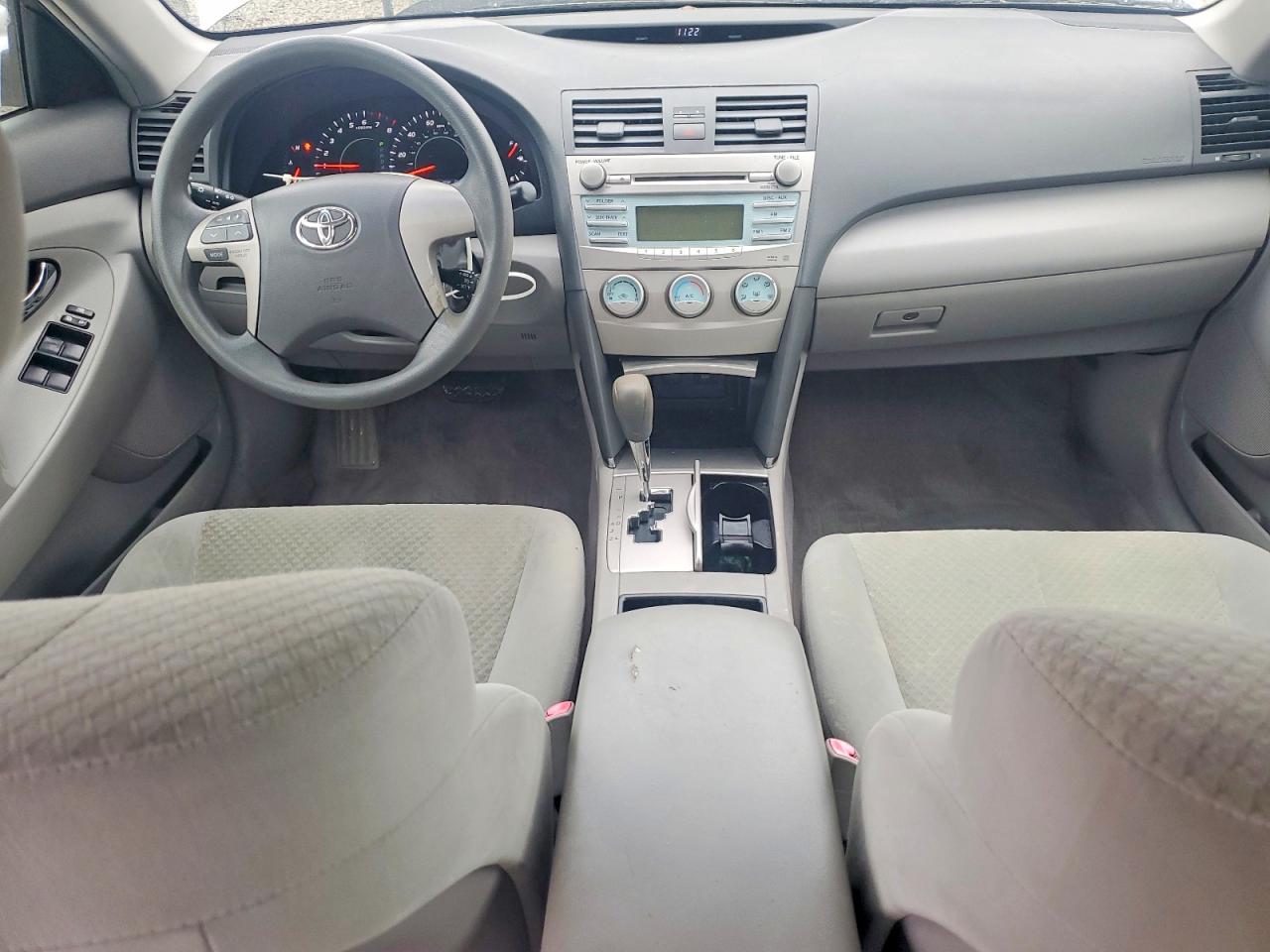 2007 TOYOTA CAMRY LE photo 8