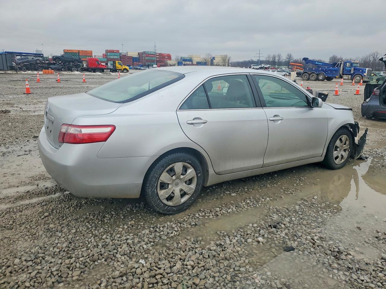 2007 TOYOTA CAMRY LE photo 3