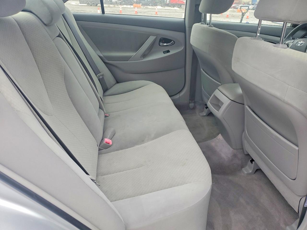 2007 TOYOTA CAMRY LE photo 10