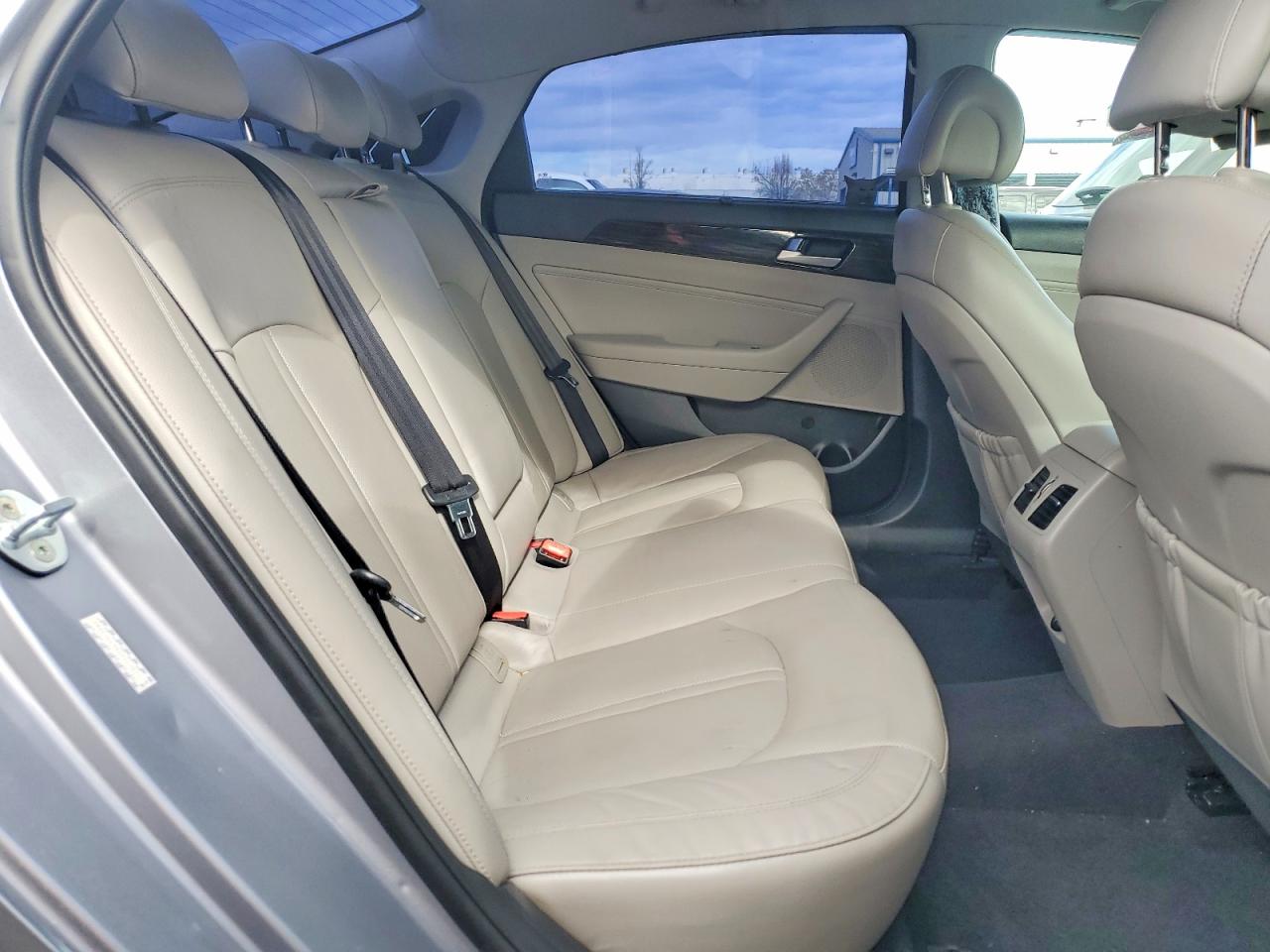 2017 HYUNDAI SONATA HYBRID photo 10