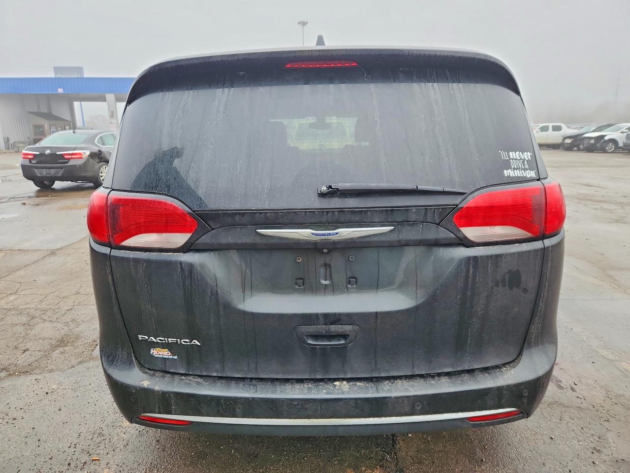 2019 CHRYSLER PACIFICA TOURING L PLUS photo 6