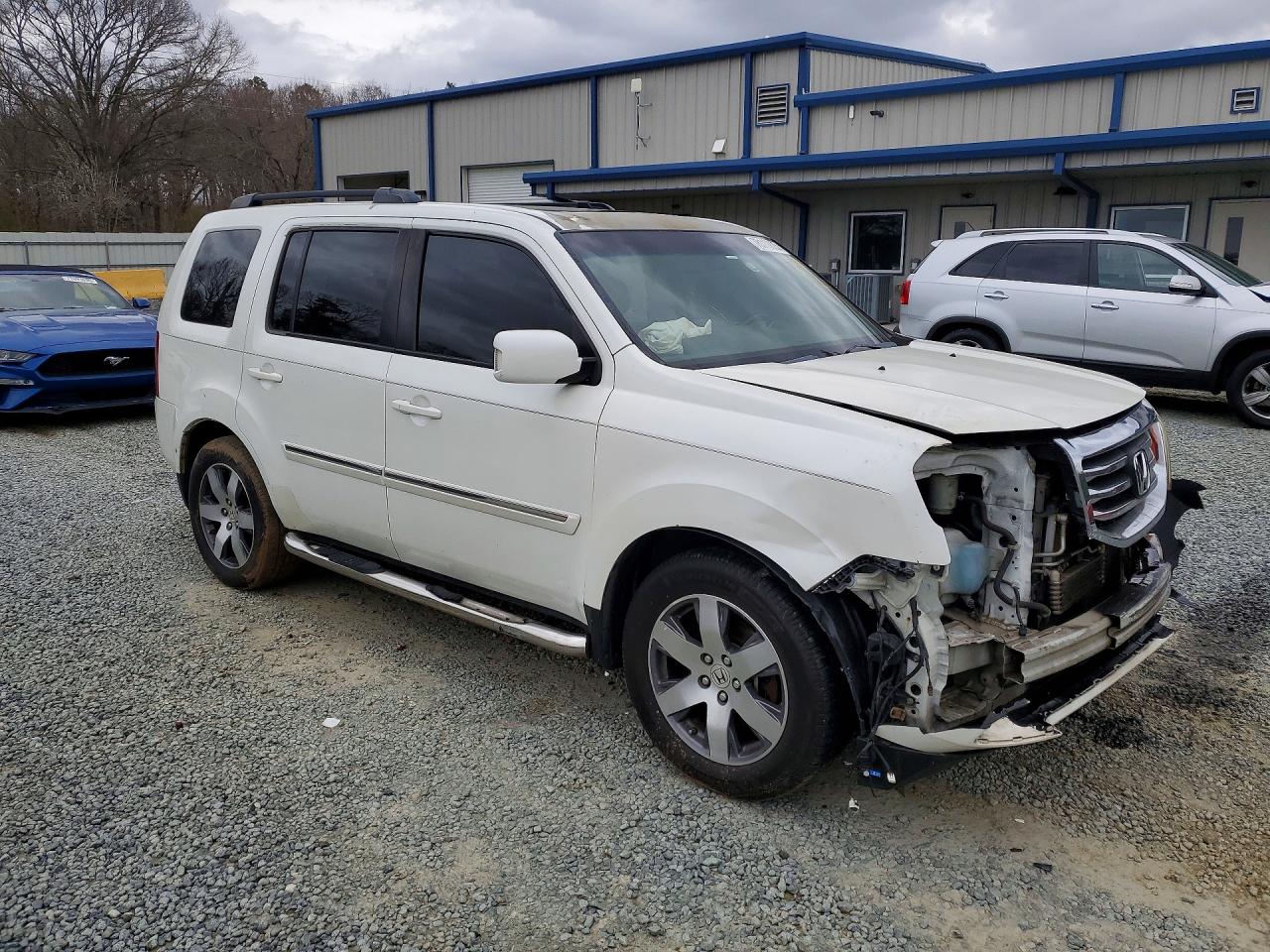 2015 HONDA PILOT TOURING photo 4