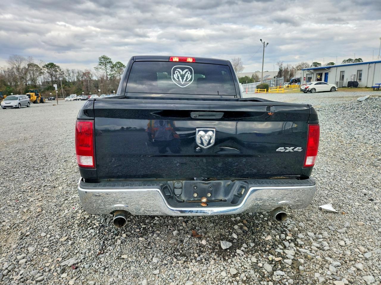 2021 RAM 1500 CLASSIC TRADESMAN photo 11
