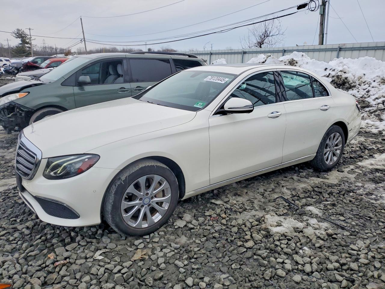 2017 MERCEDES-BENZ E
