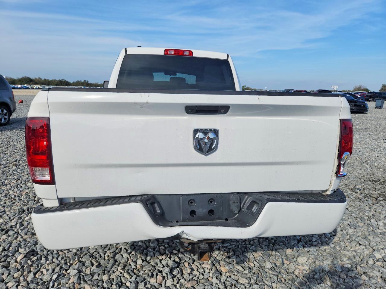 2018 RAM 1500 ST photo 11