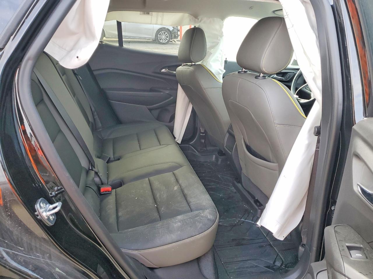 2025 CHEVROLET TRAX ACTIV photo 21