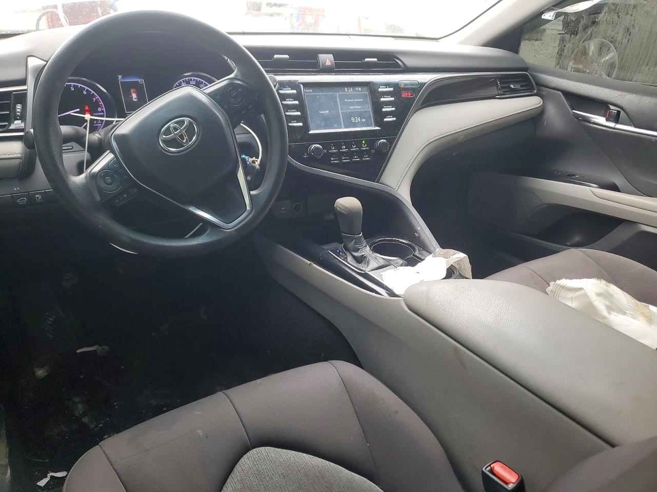 2019 TOYOTA CAMRY L photo 15