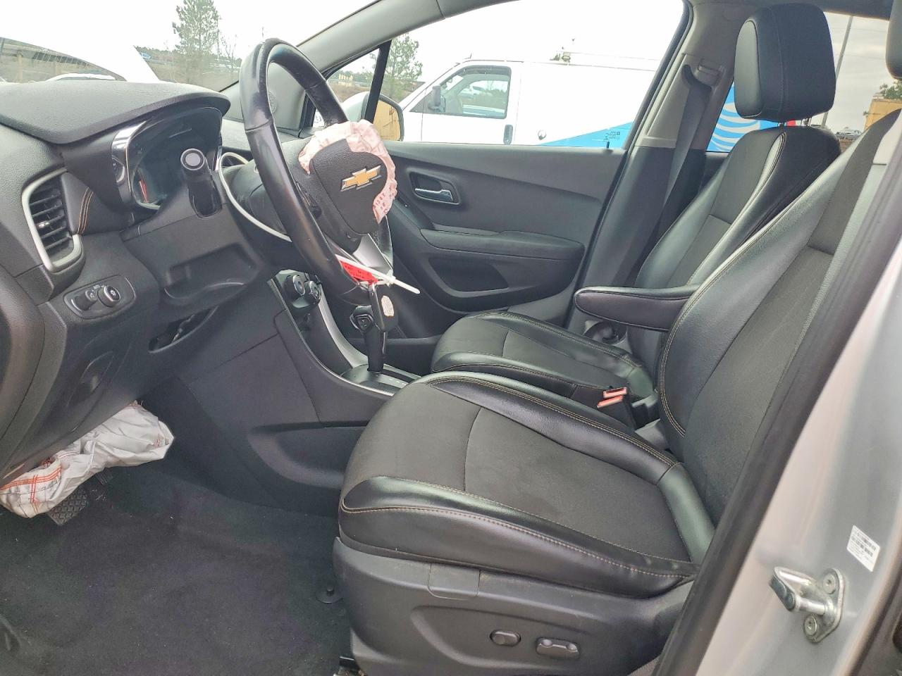 2018 CHEVROLET TRAX 1LT photo 7