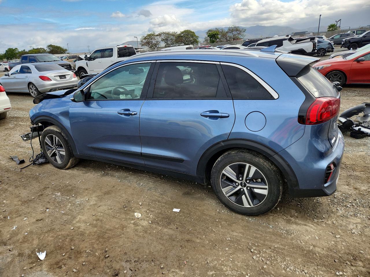 2022 KIA NIRO EX PREMIUM photo 2