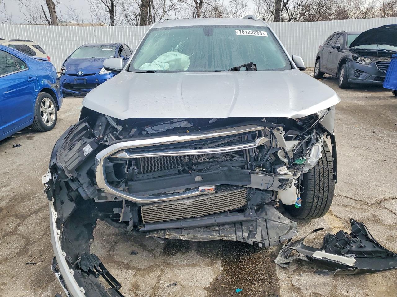 2019 GMC TERRAIN SLT photo 5