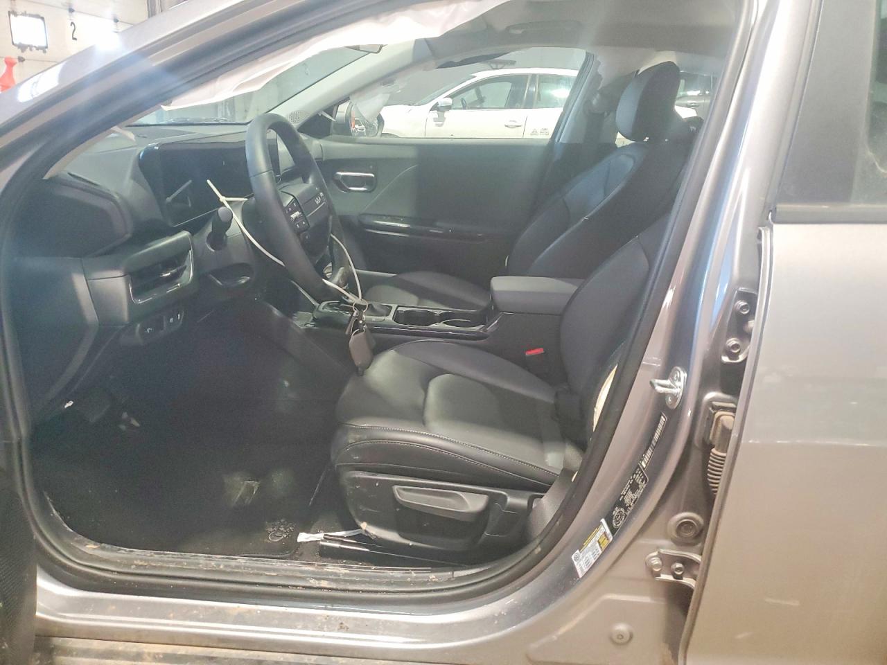 2025 KIA K4 EX photo 7