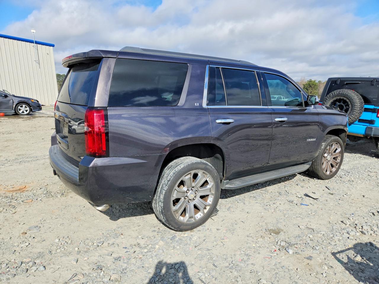 2017 CHEVROLET TAHOE C1500 LT photo 5