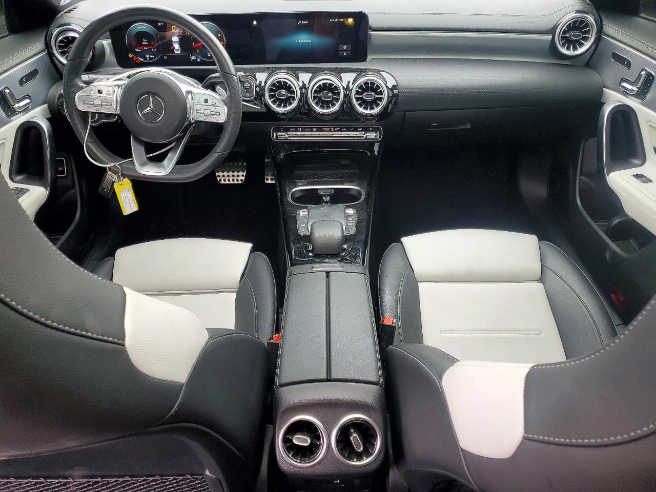 2023 MERCEDES-BENZ CLA 250 photo 8