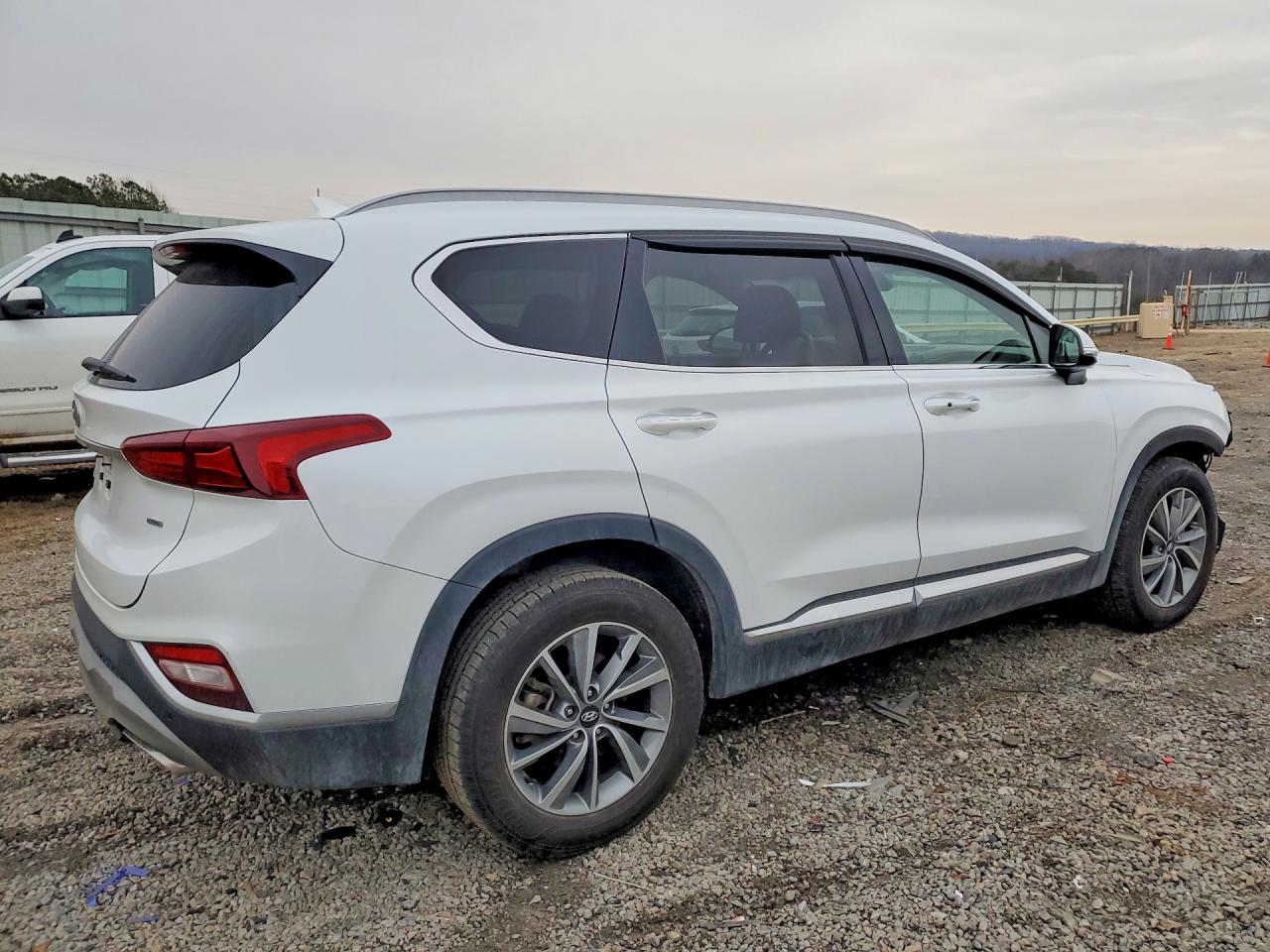 2019 HYUNDAI SANTA FE LIMITED 2.4L photo 3