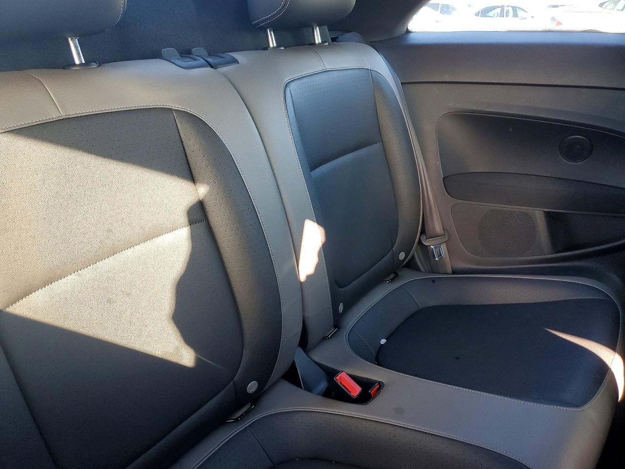 2015 VOLKSWAGEN BEETLE 1.8T photo 19