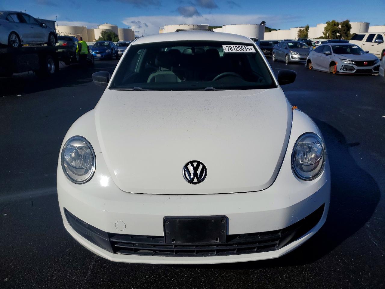 2015 VOLKSWAGEN BEETLE 1.8T photo 9