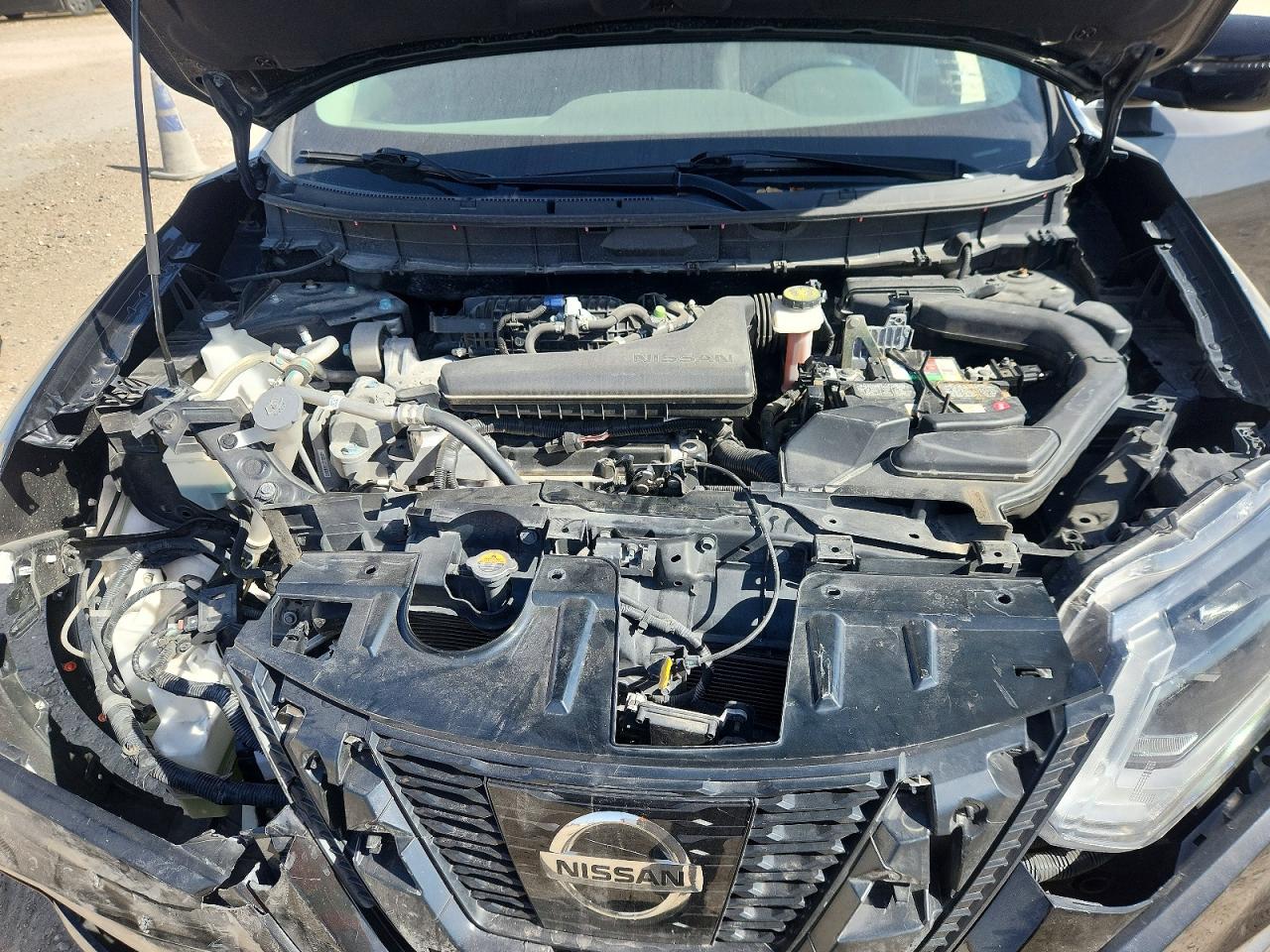 2017 NISSAN ROGUE SV photo 23