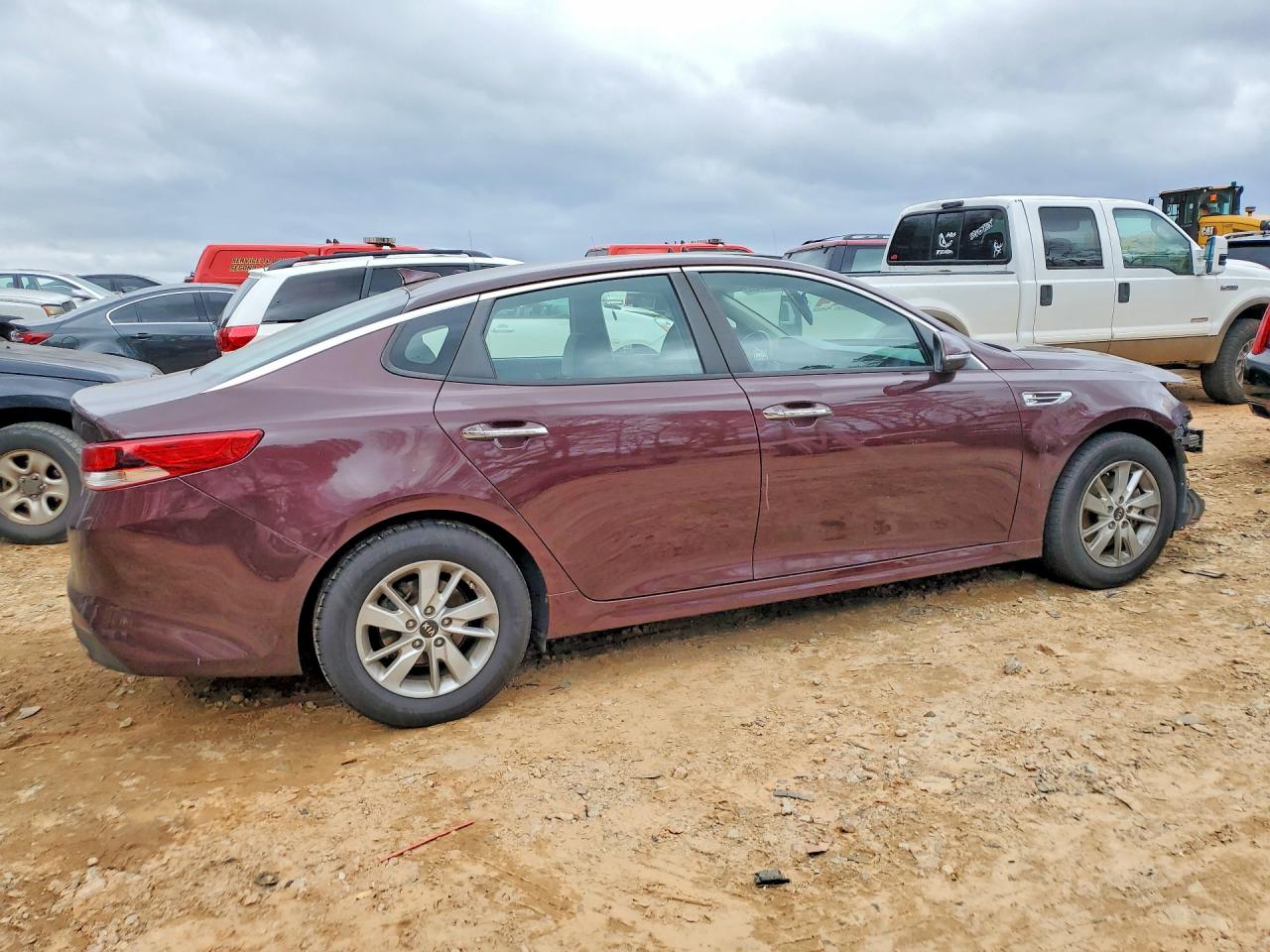 2017 KIA OPTIMA LX photo 5